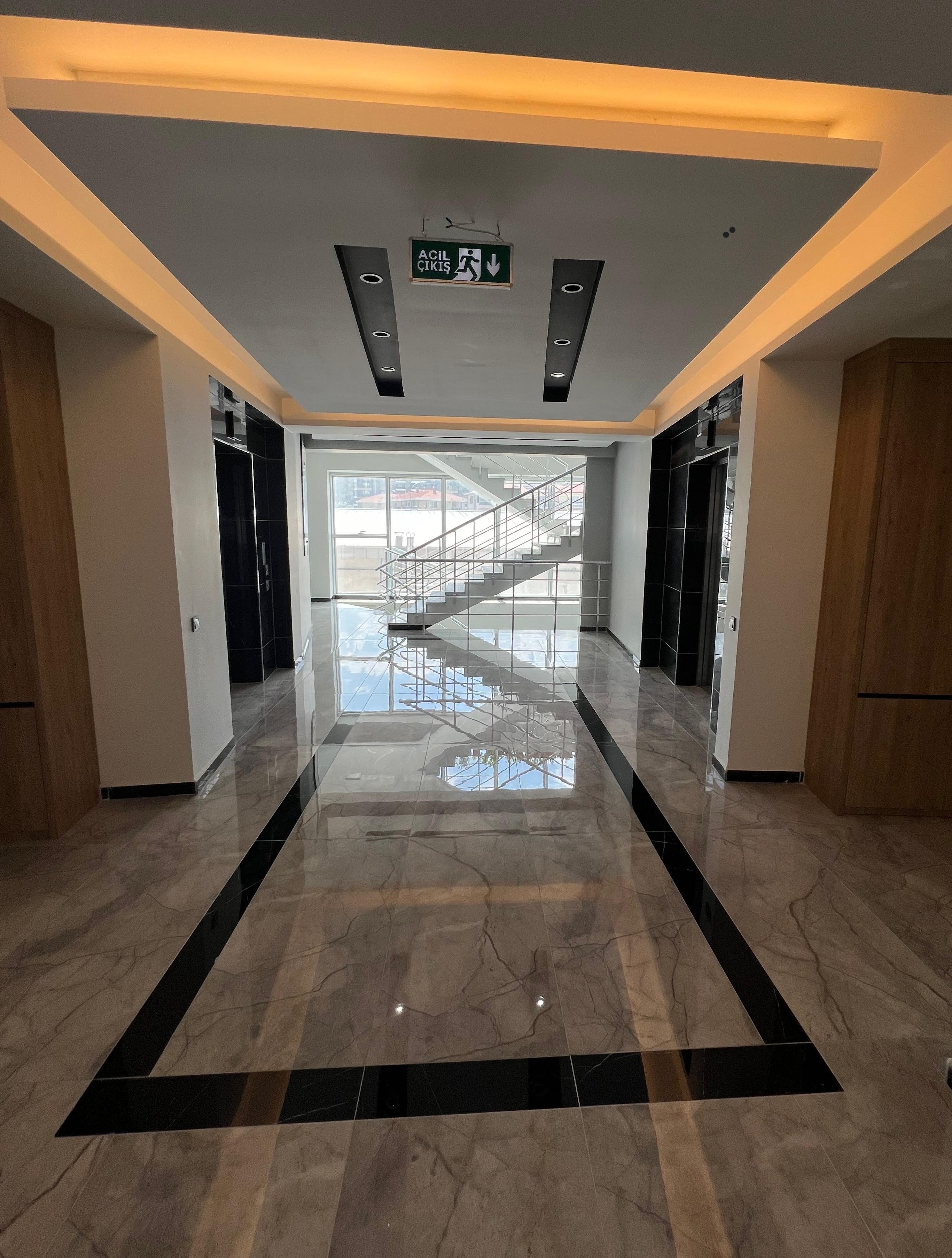 AKARÇAY GOLD LÜX SATILIK DAİRE