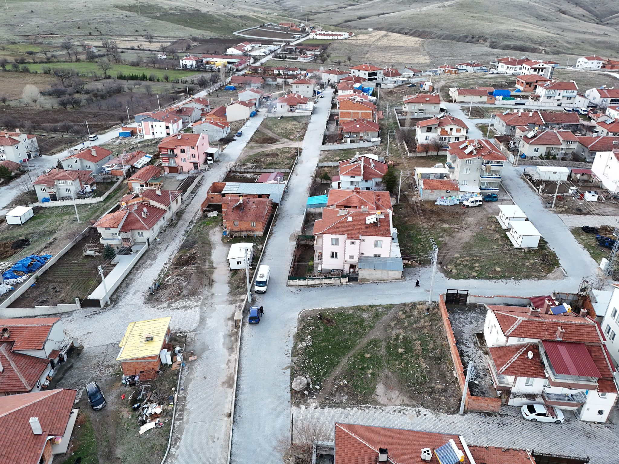 MERKEZ SÜLÜN DE BODRUM+2 KAT İMARLI375 M2 ARSA 