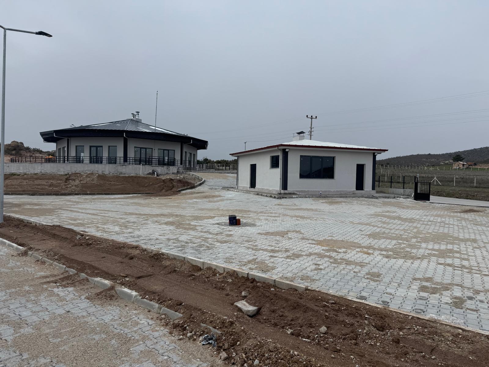 AFYONKARAHİSAR DÖGER BELEDİYESİ FRİGYA AT BİNİCİLİK PARKURU YAPIM PROJESİ