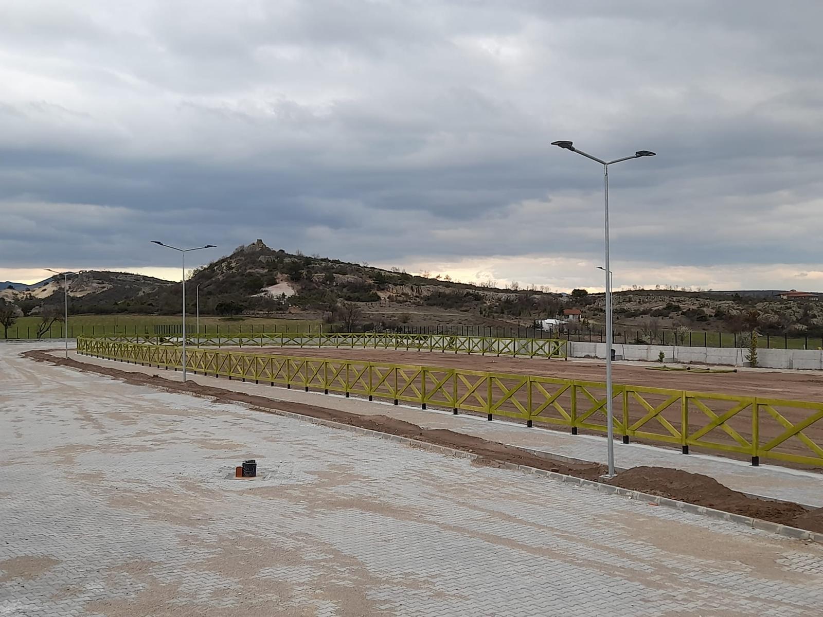 AFYONKARAHİSAR DÖGER BELEDİYESİ FRİGYA AT BİNİCİLİK PARKURU YAPIM PROJESİ