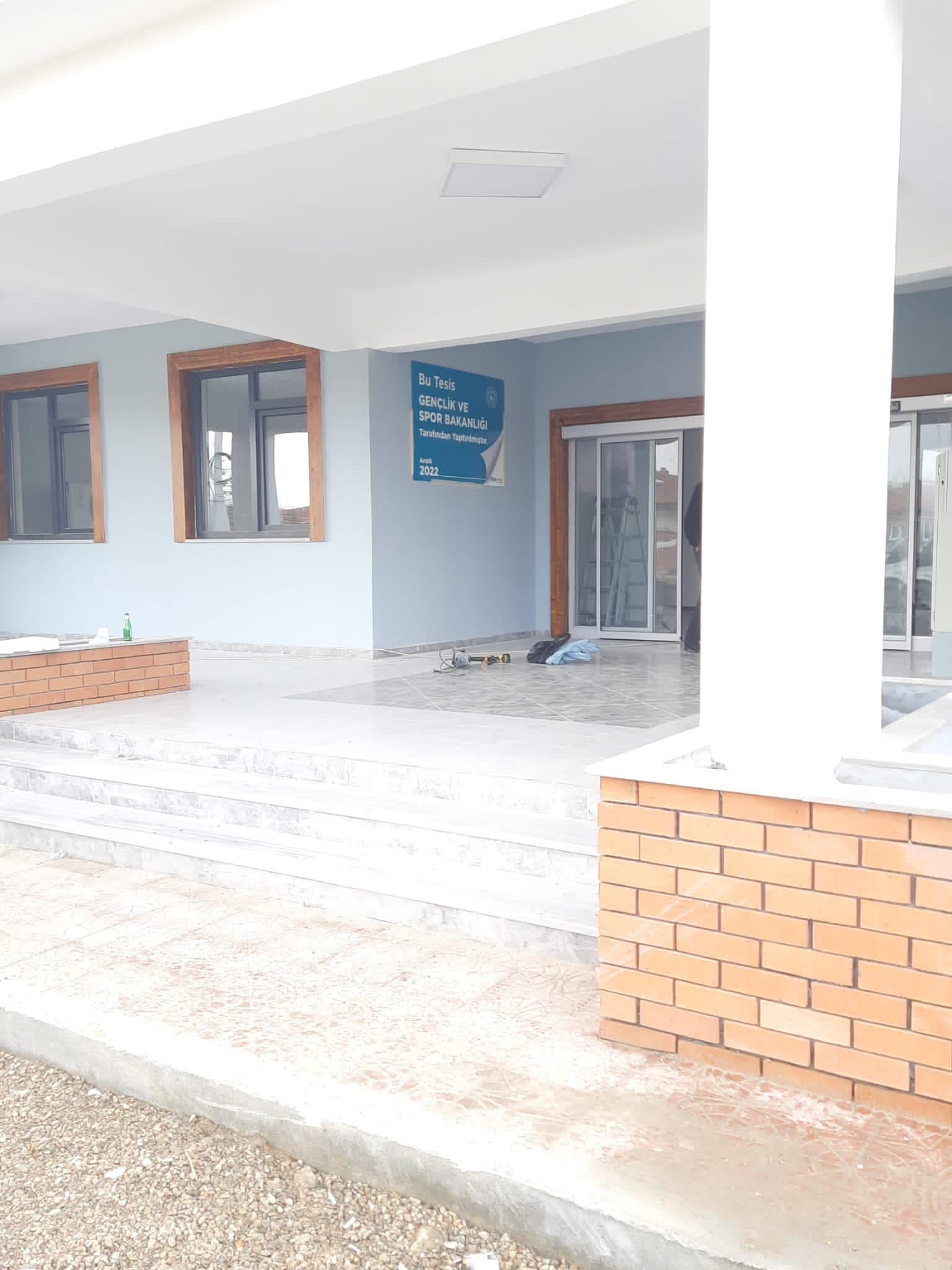 AFYONKARAHİSAR MERKEZ SÜLÜMENLİ KASABASI GENÇLİK MERKEZİ YAPIM PROJESİ 